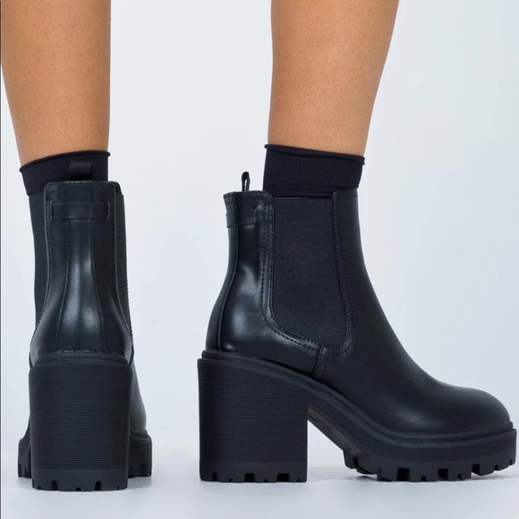 Princess Polly Black Ankle Boots - Picture 3 of 4